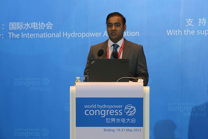 5月20日下午，河流下游流量论坛。孙荣刚