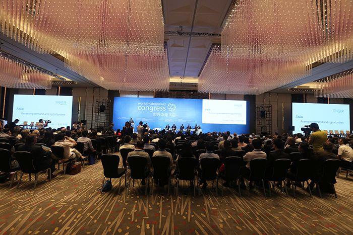 移民安置论坛发言。孙荣刚 摄影